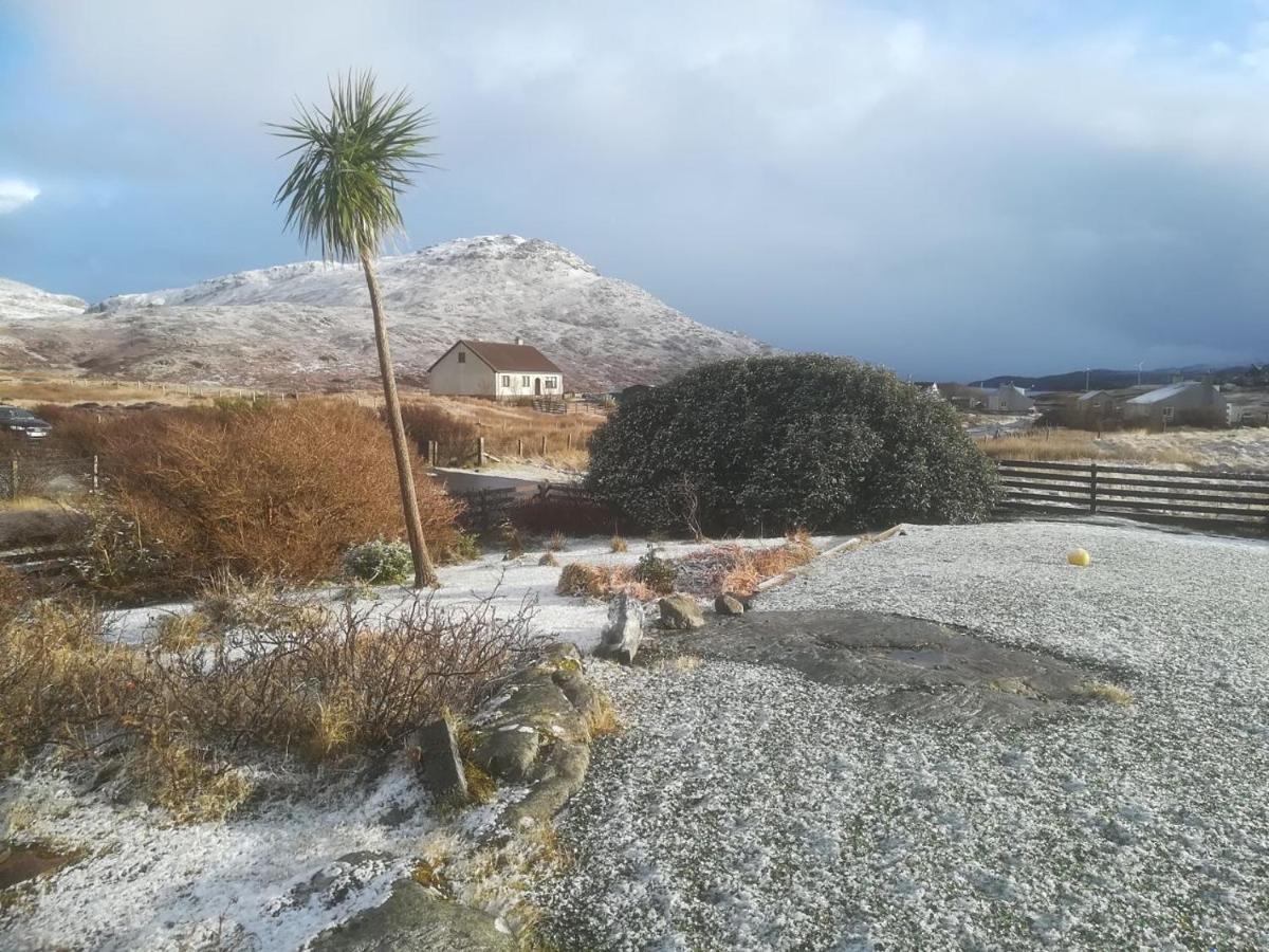 Brae Lea House, Lochboisdale, South Uist. Outer Hebrides Bed and Breakfast Eksteriør billede
