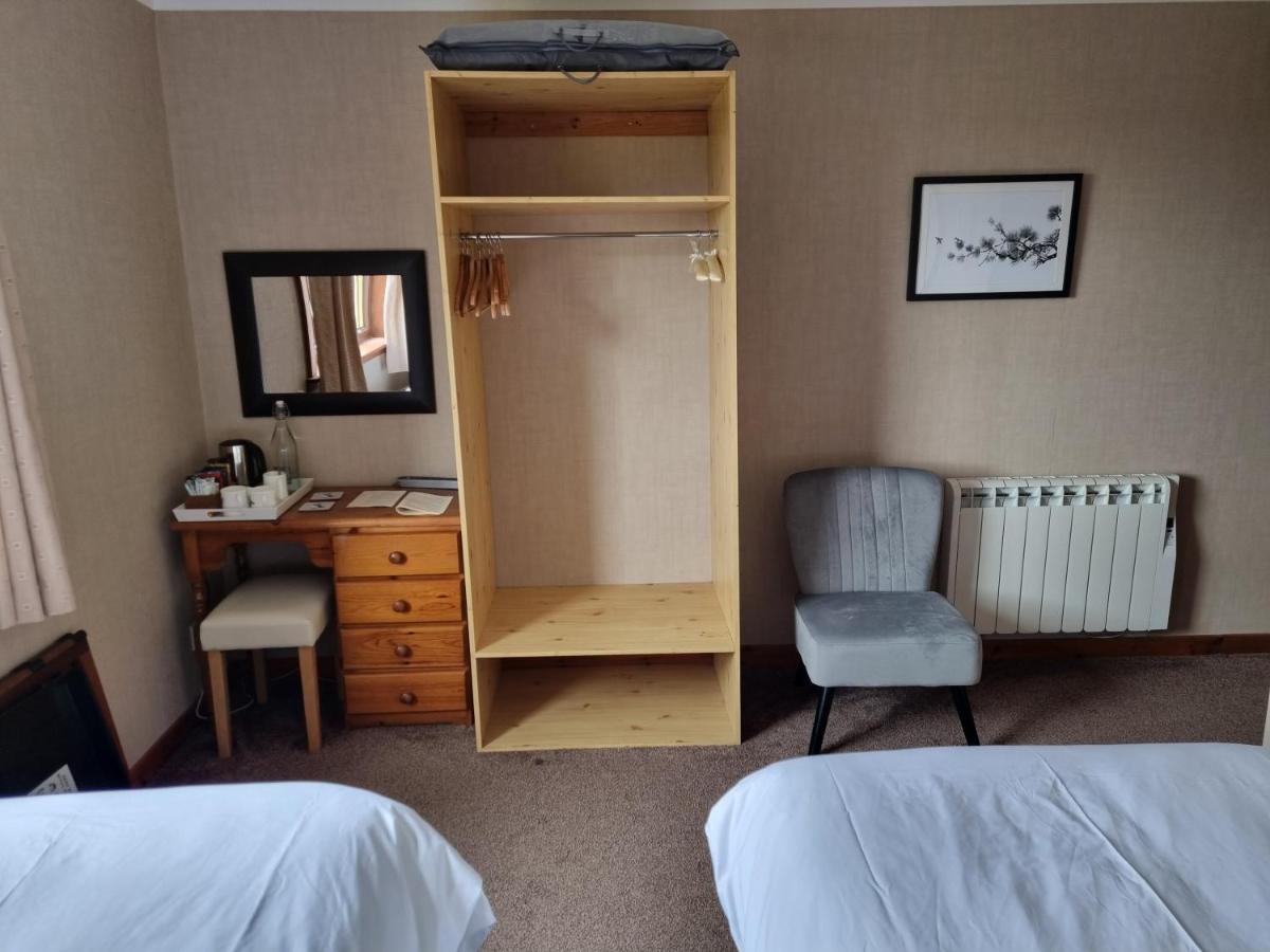 Brae Lea House, Lochboisdale, South Uist. Outer Hebrides Bed and Breakfast Eksteriør billede